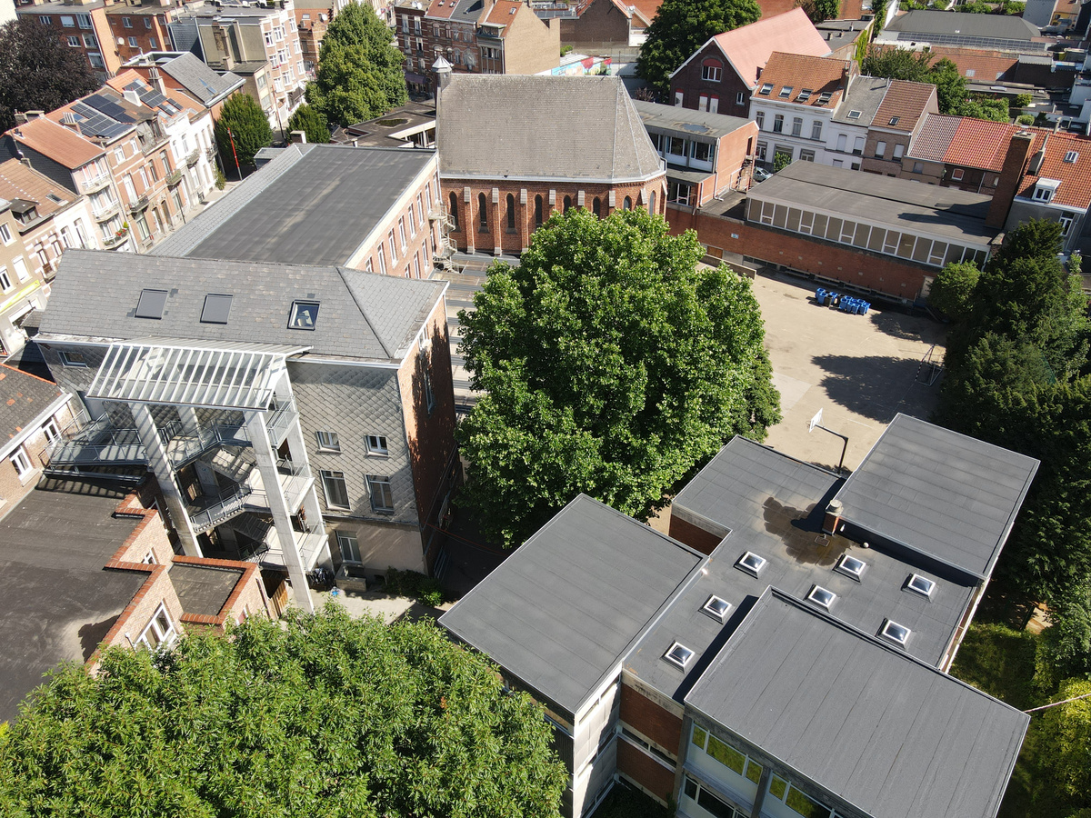 Vue aérienne des bâtiments de l'Institut des Soeurs de Notre-Dame